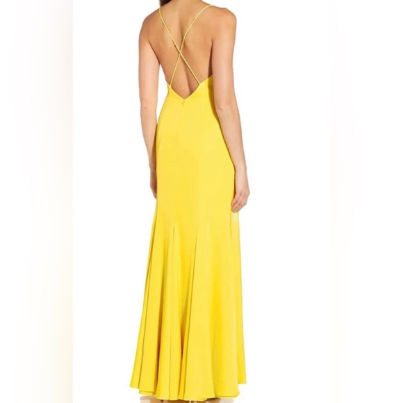 NWT Aidan by Aidan Mattox V-Neck Mermaid Gown - Picture 3 of 8